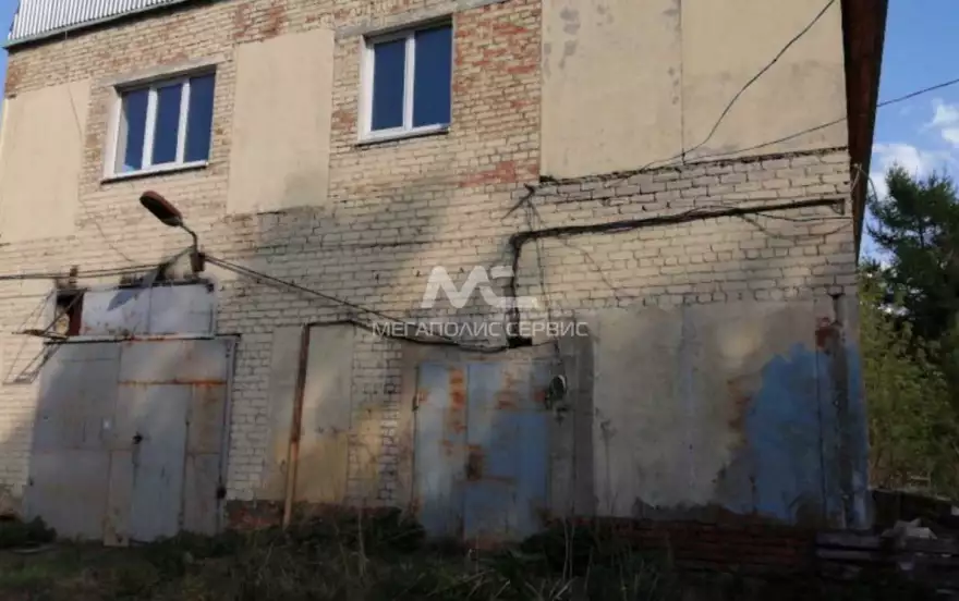 Карповская улица, 38