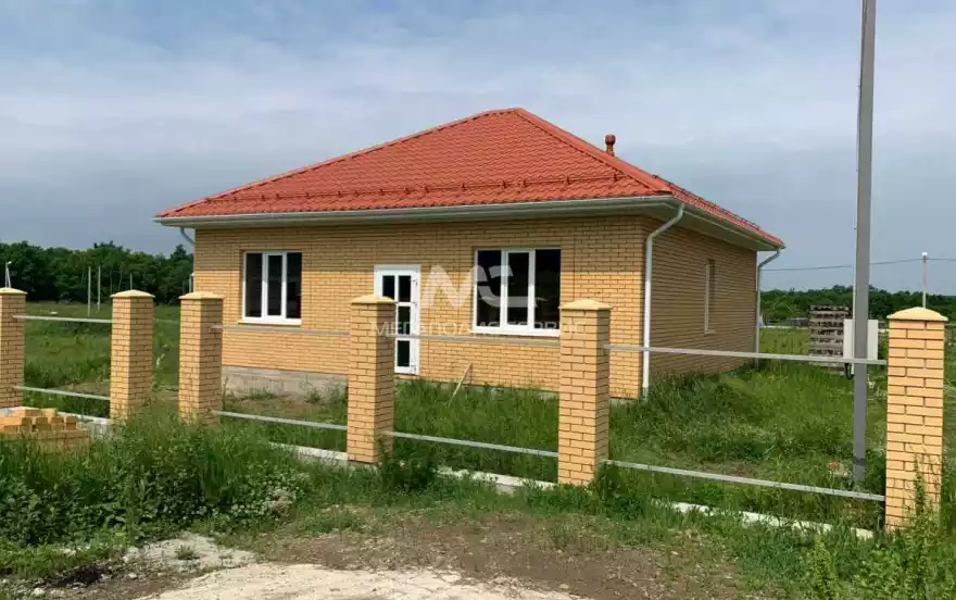 Кирпичная улица