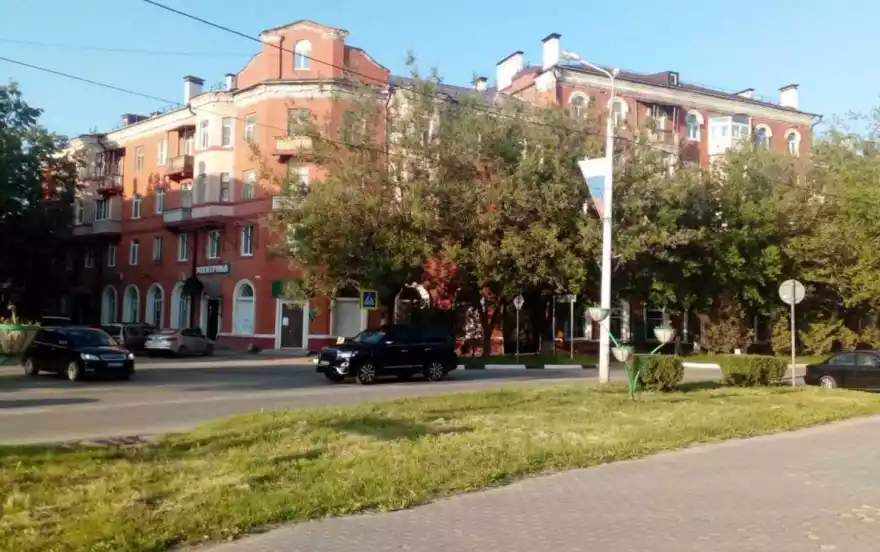 Жуковского улица, 3/42