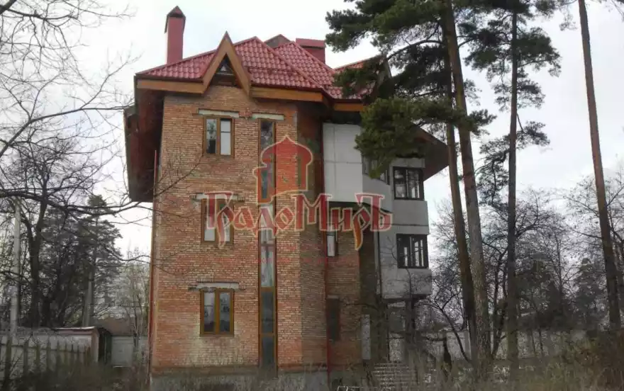 Оранжерейная улица, 17