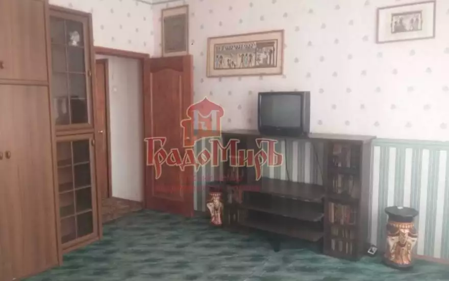 Свободы б-р, 1