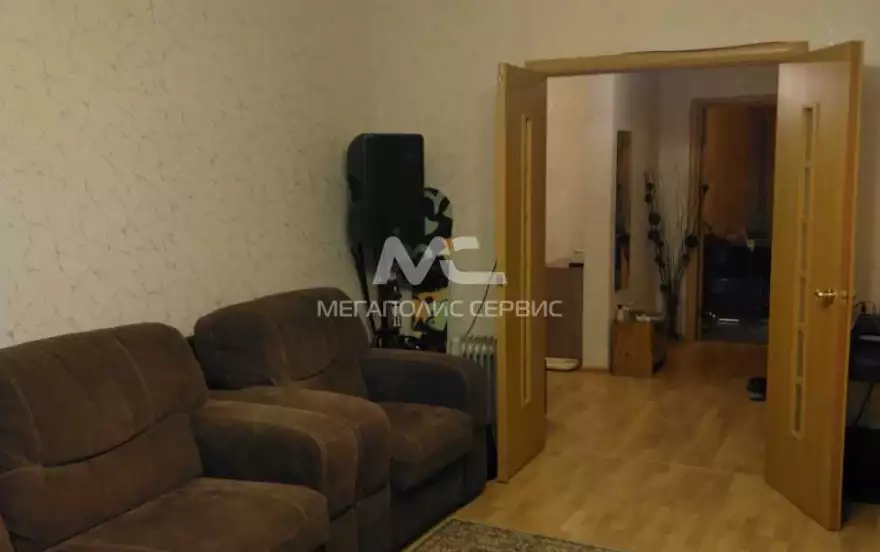 Рождественская улица, 8