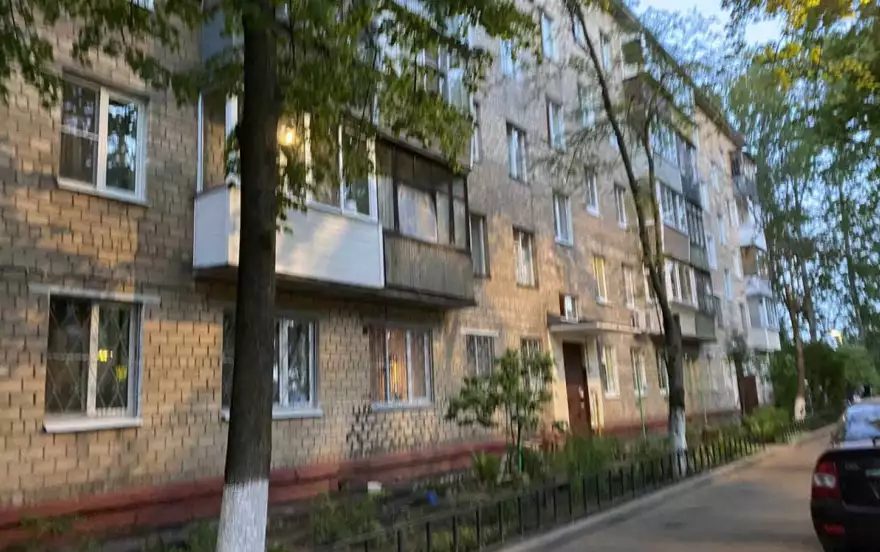 Береговая улица, 4