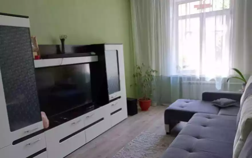 проспект имени Газеты Красноярский Рабочий, 37