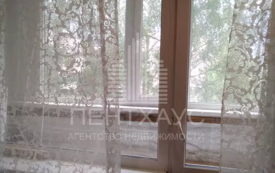 Комиссарова ул., 9