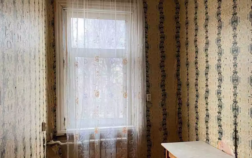 Красная улица, 3