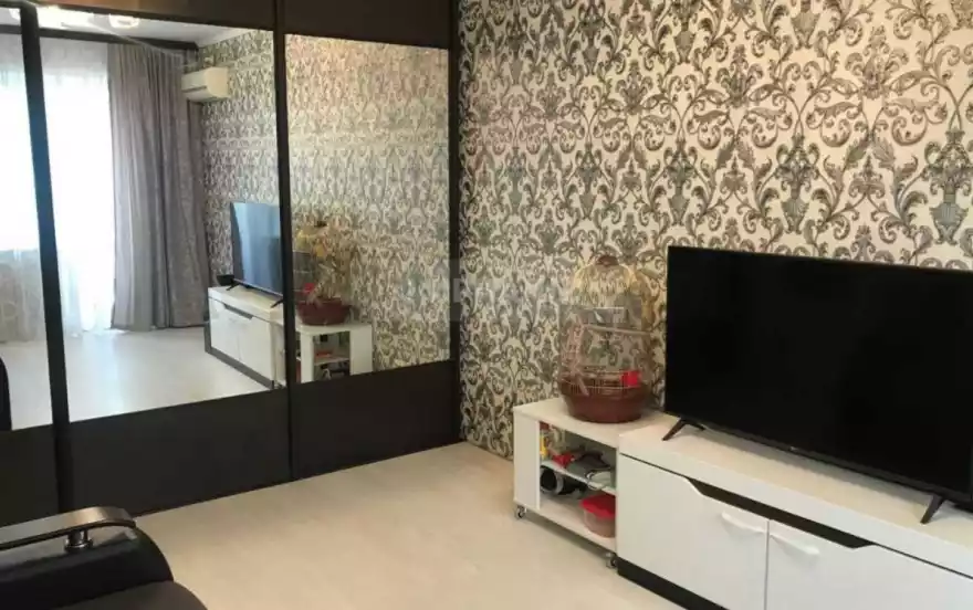 60 лет Октября улица, 10