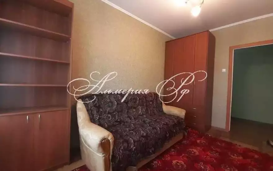 Веры Пановой, 32