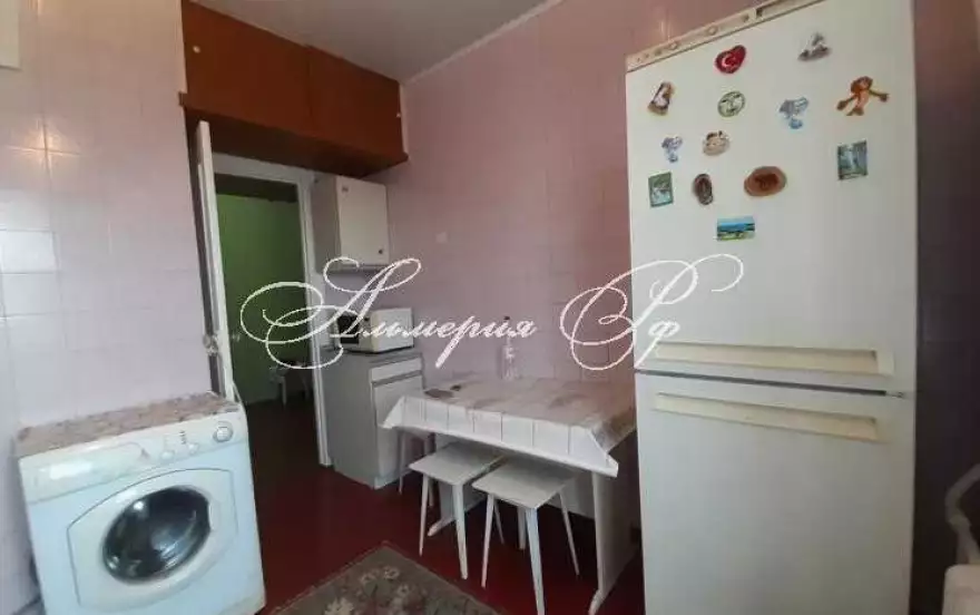 Веры Пановой, 32
