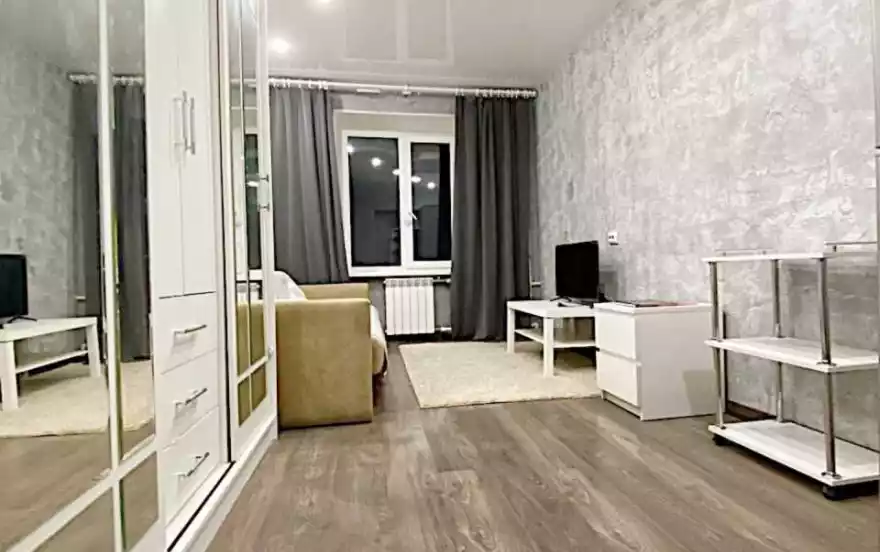 Чехова улица, 8