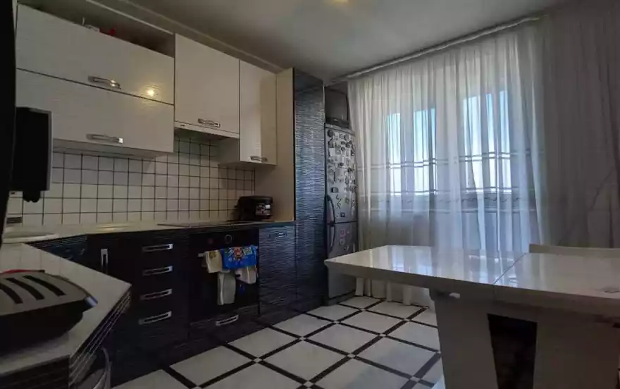 65 лет Победы б-р, 17