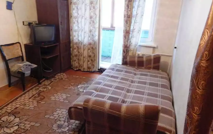 Центральная улица, 160к2