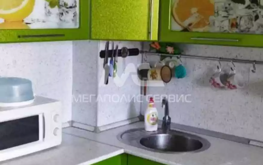 Строителей улица, 2