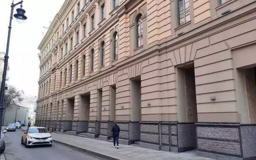 Романов пер