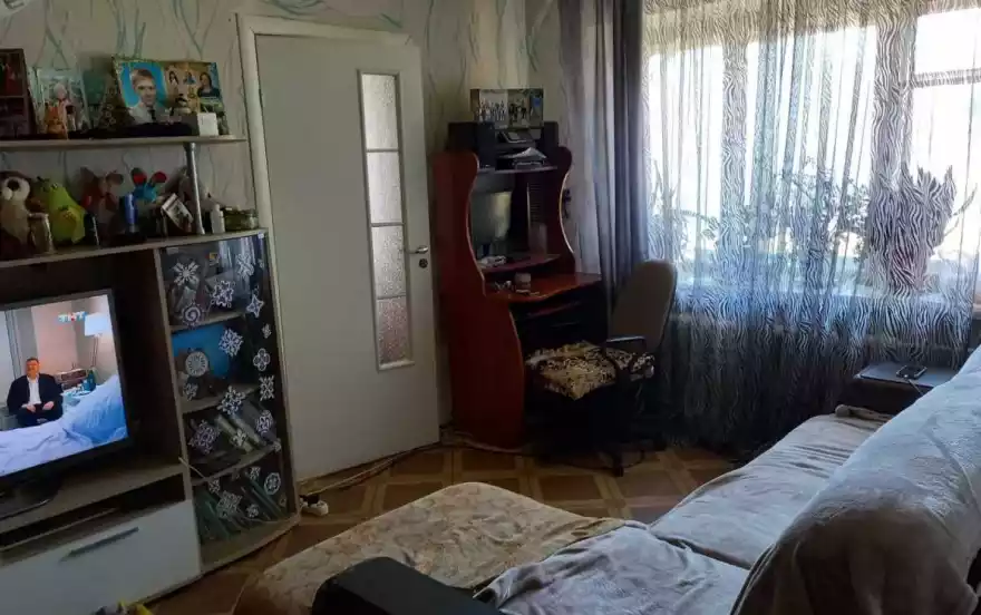 Российская улица, 38