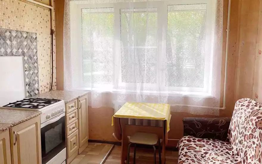 Урицкого улица, 33