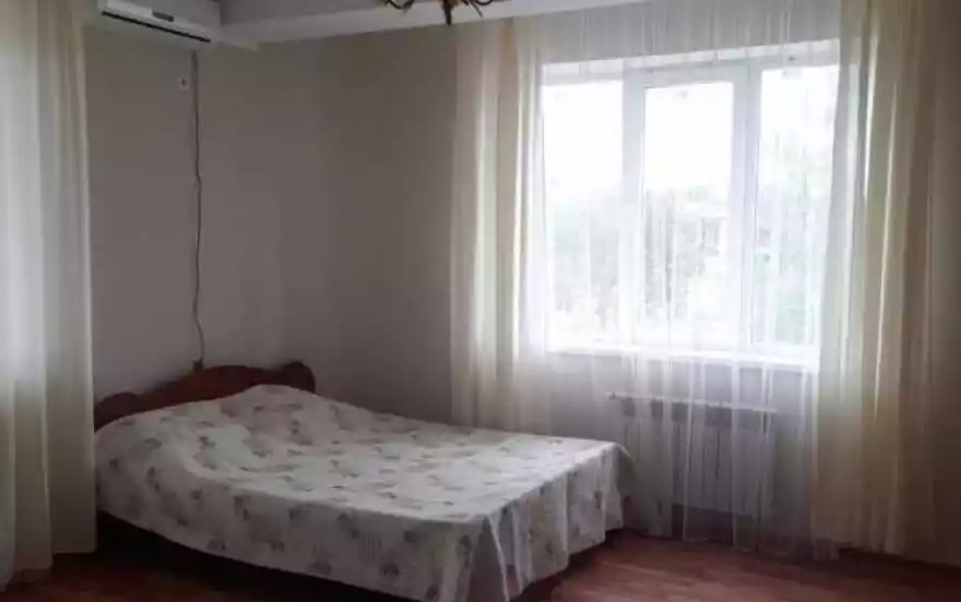 Азовская улица, 85/23