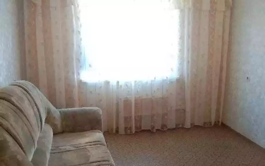 Победы 40 лет, 76