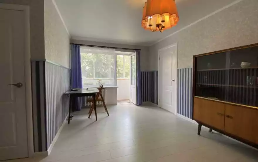 Юности б-р, 6