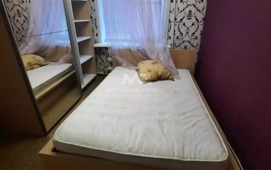 Строителей улица, 99