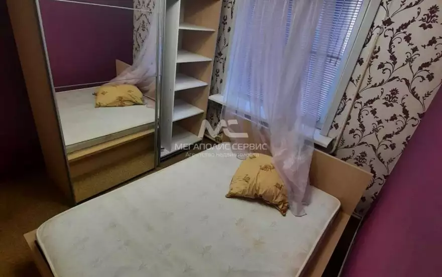 Строителей улица, 99
