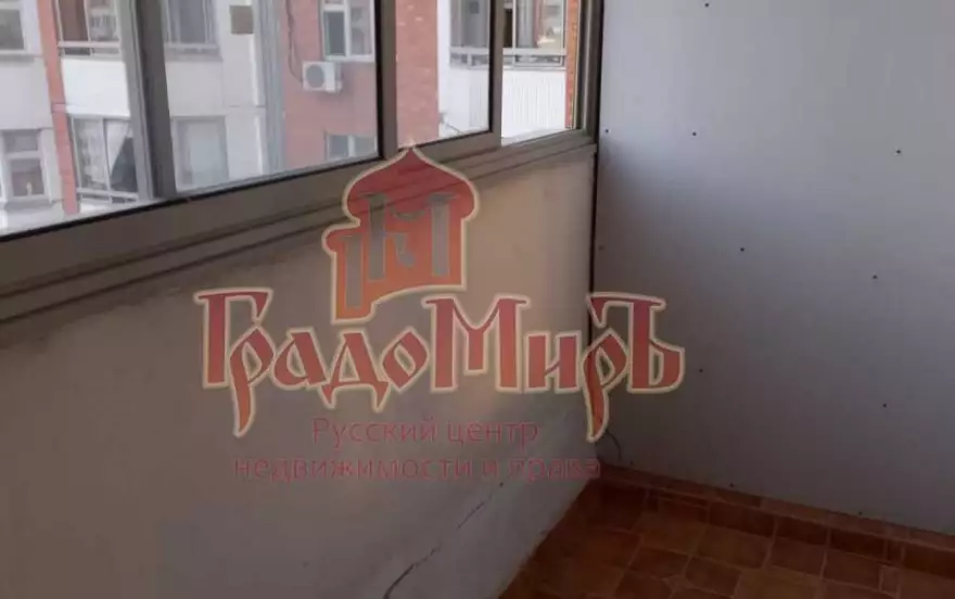 Лобненский б-р, 3