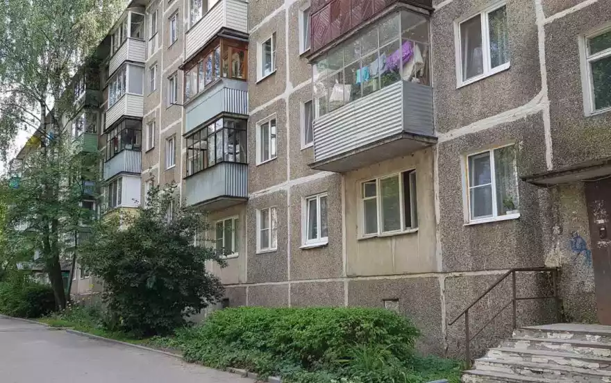 Южная улица, 10