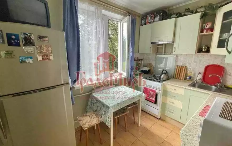 Кузнецова б-р, 3