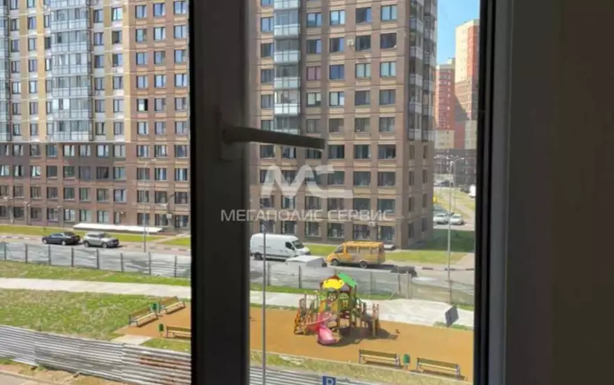 Спасский б-р, 3
