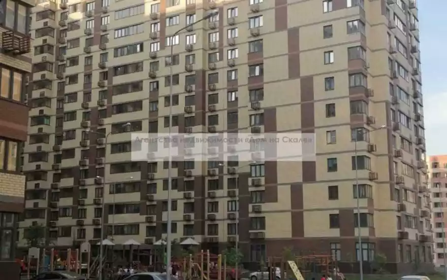 Просвещения улица, 8к2