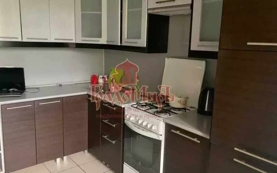 Комиссара Агапова улица, 10