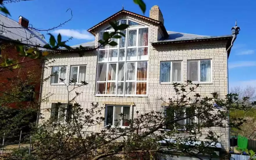 Изумрудная улица