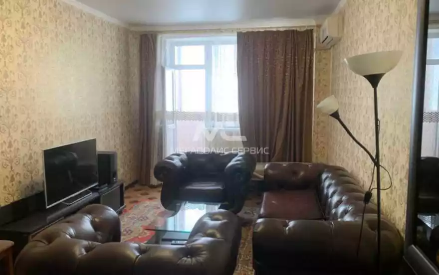 Михаила Корницкого улица, 1