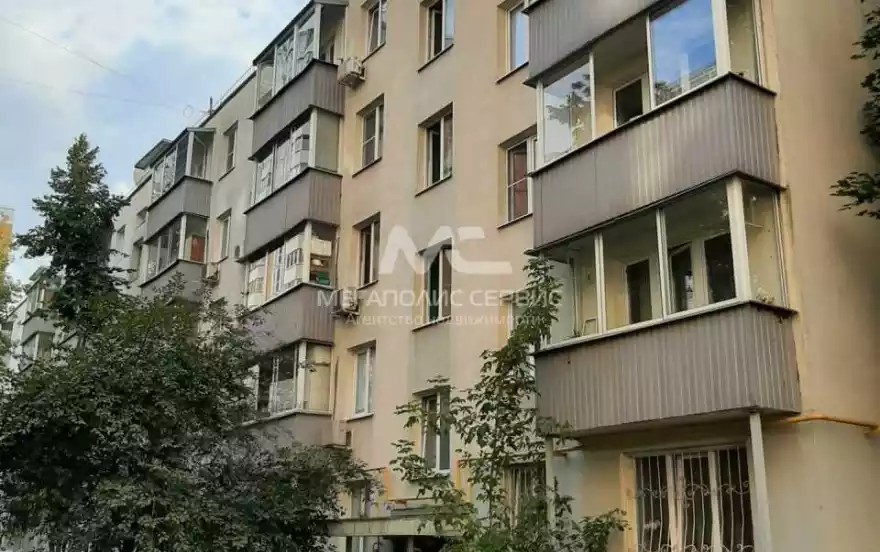 Симферопольский б-р, 19