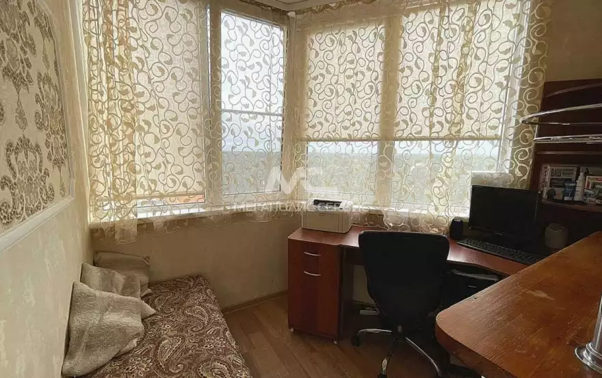 Твардовского улица, 12
