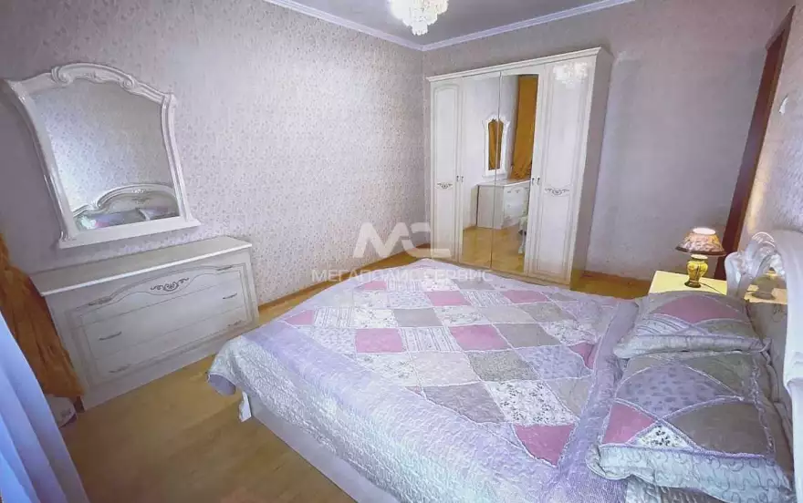 Твардовского улица, 12