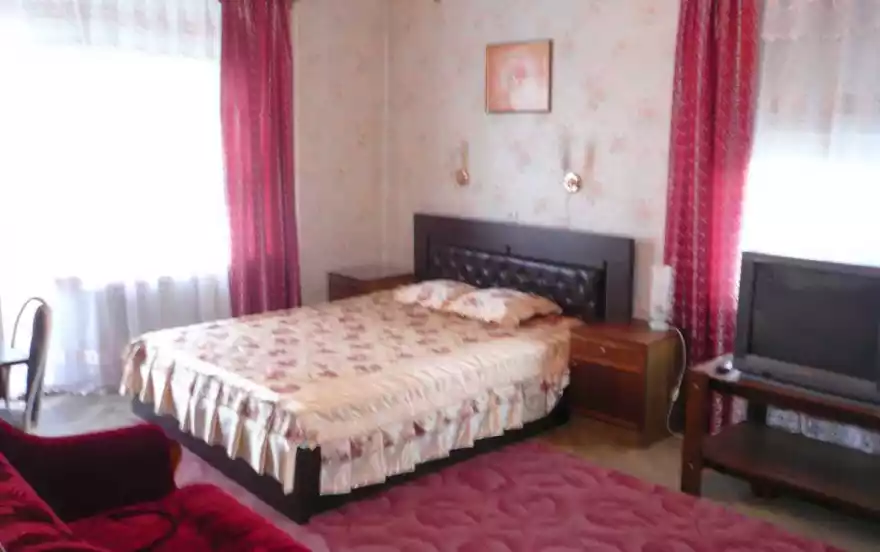 Ленсовета улица, 50