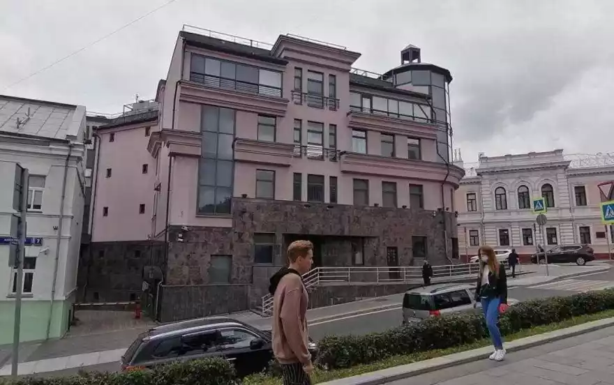 Большой Дровяной пер, 7/9