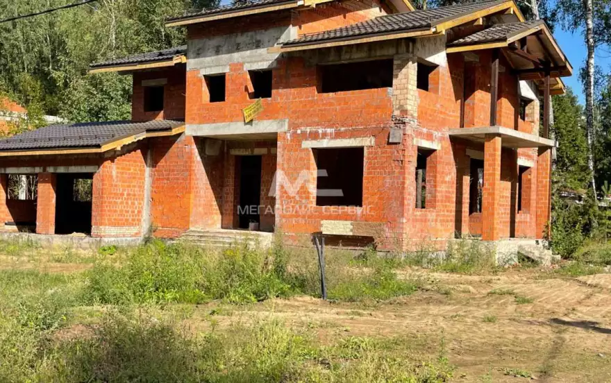 Школьная улица