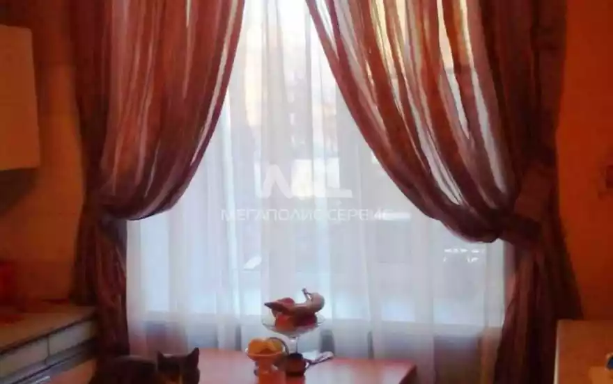 Николаева улица, 25