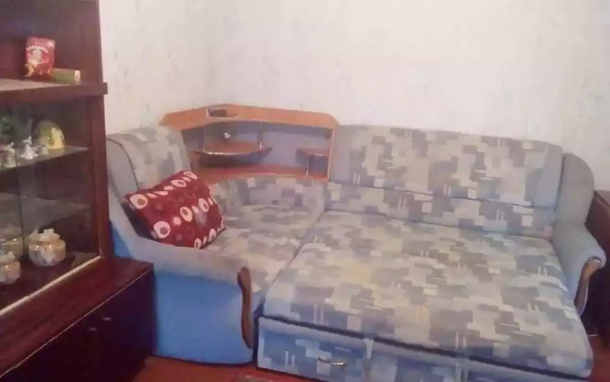 Комсомольская набережная, 4