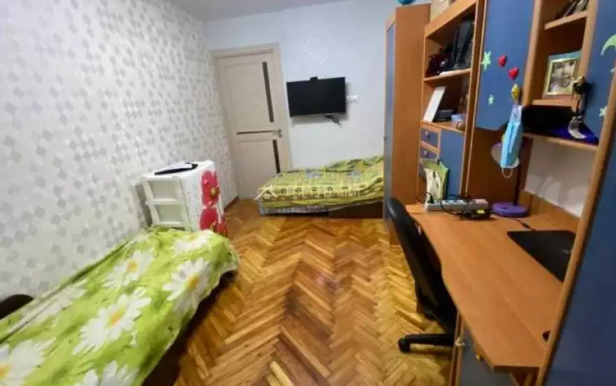 Стахановская ул