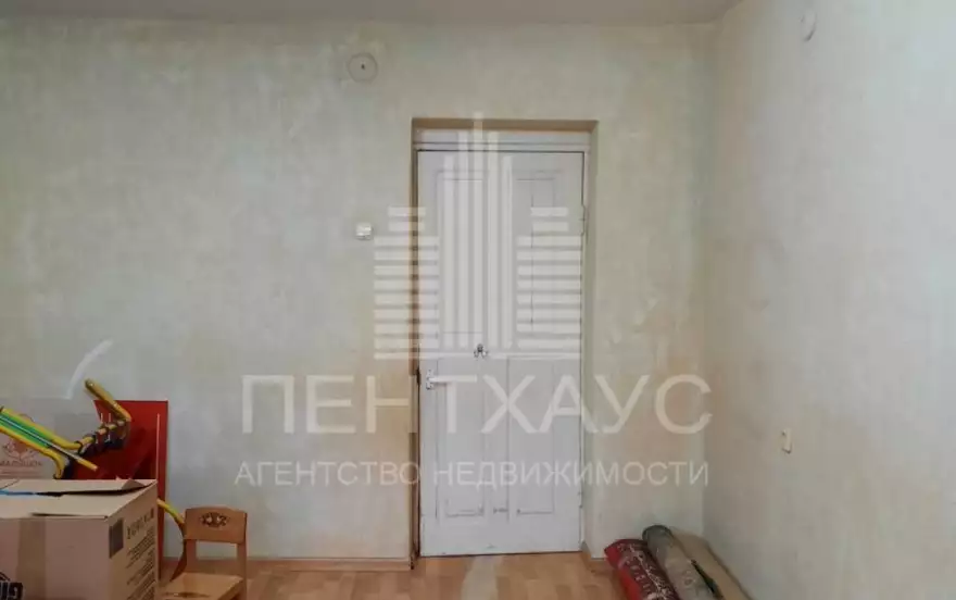 Комиссарова ул., 28