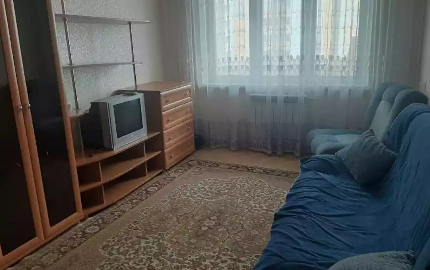 проспект Фоменко, 76