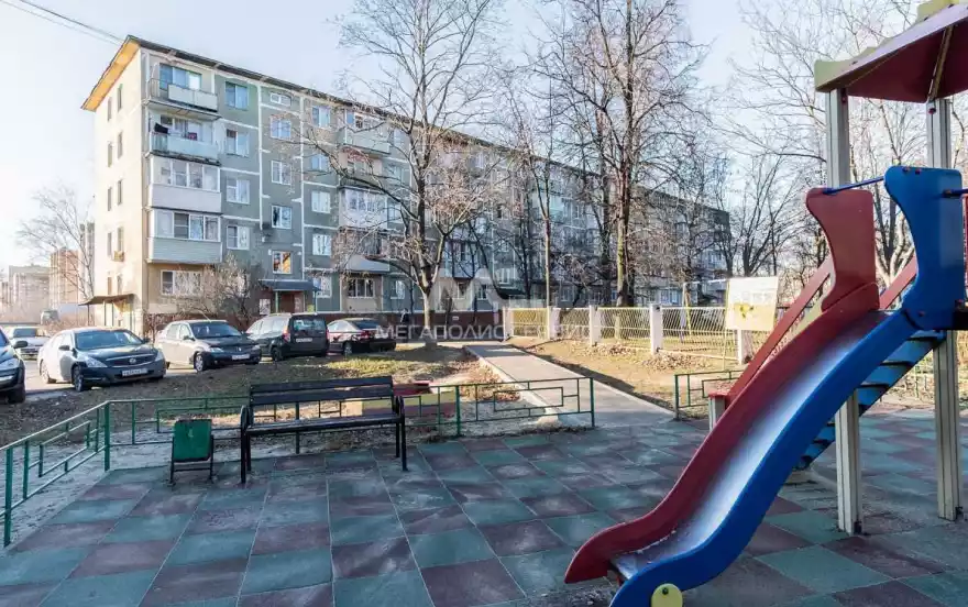 Победы улица, 2к4