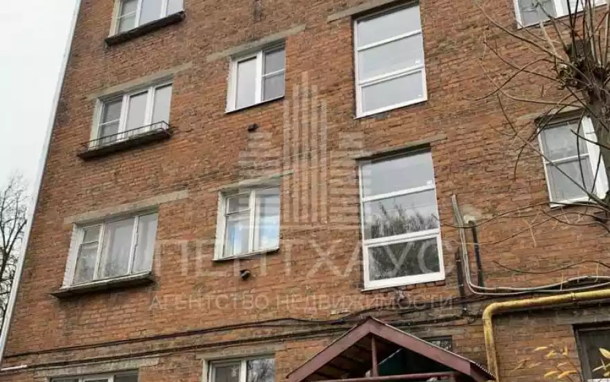 Октябрьский проспект, 28