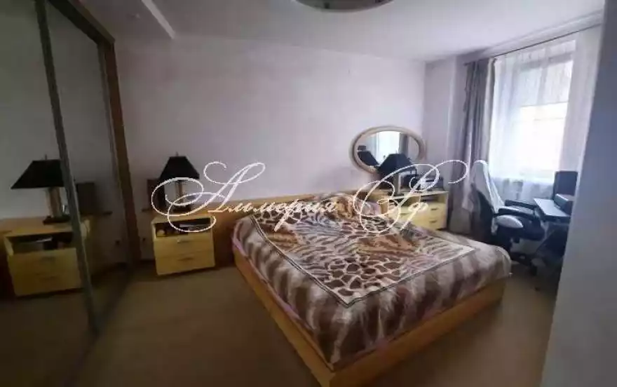 Металлургическая, 111