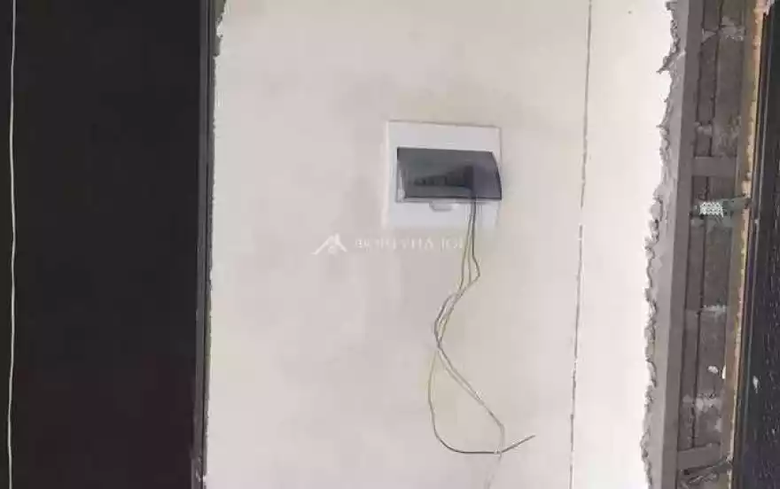 Крестьянская ул, 27