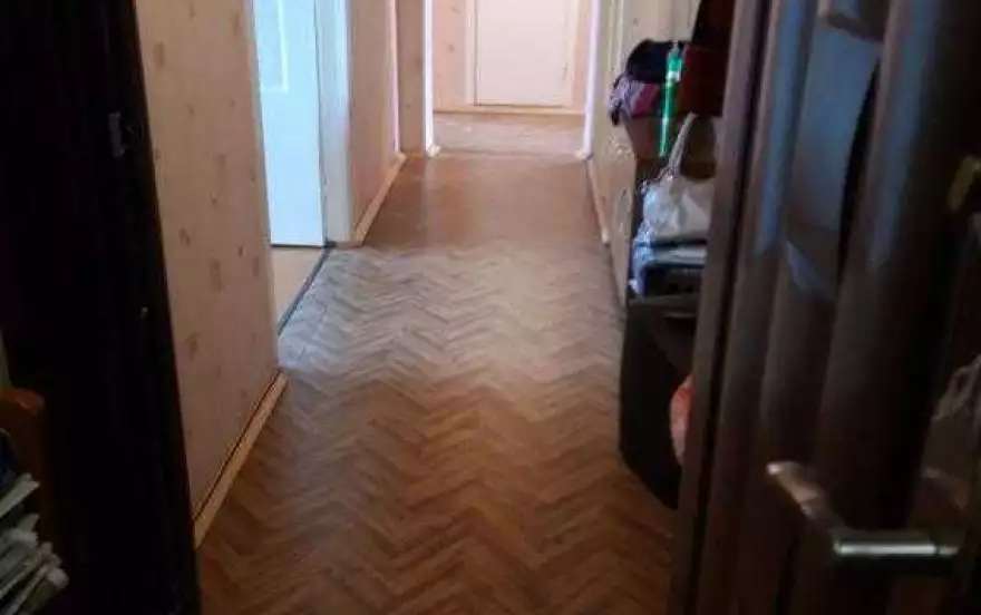 Мечтателей, 4