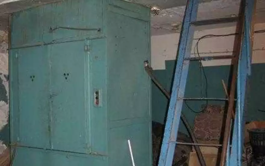 Генералова, 6